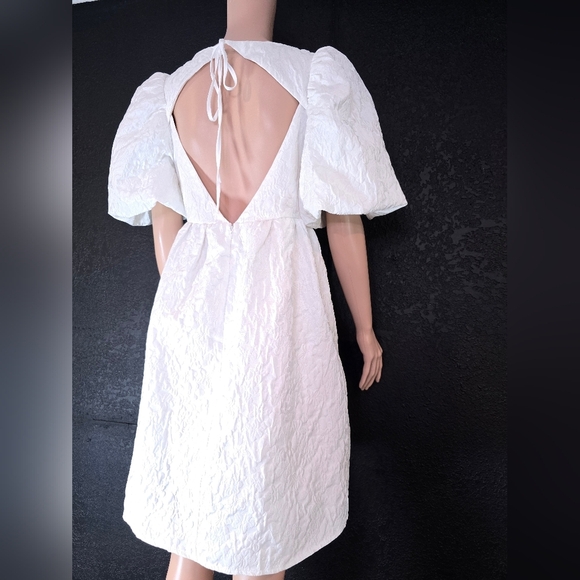 NWT Hausen White Puff Textured Sleeve Dress, Medium - Picture 3 of 12